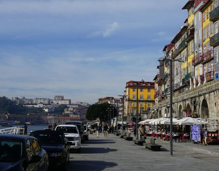 Estacionamento Gratuito no Porto: Melhores Locais e Dicas