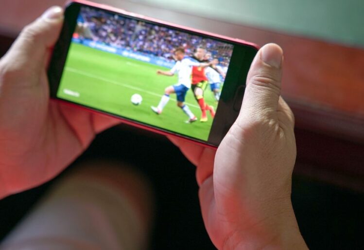 Ver futebol online grátis: Rojadirecta e alternativas legais